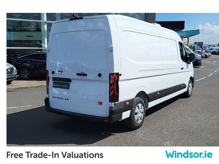 Nissan Interstar 2025