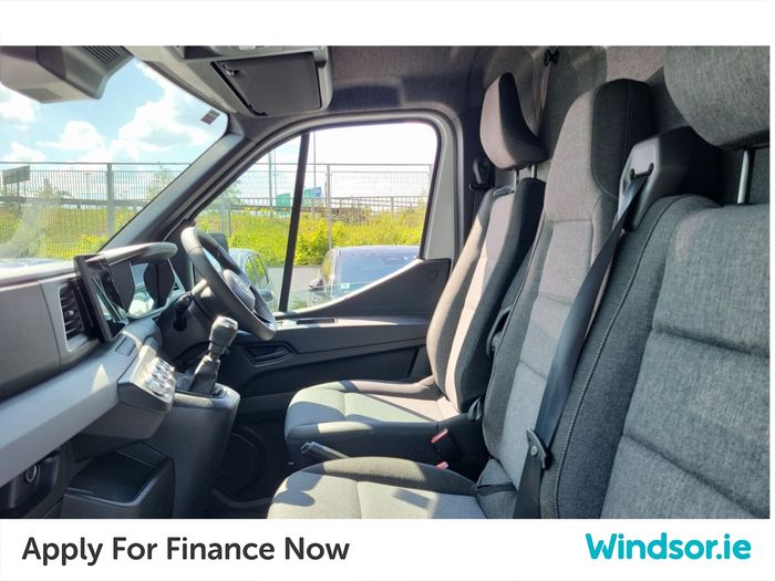 Nissan Interstar 2025
