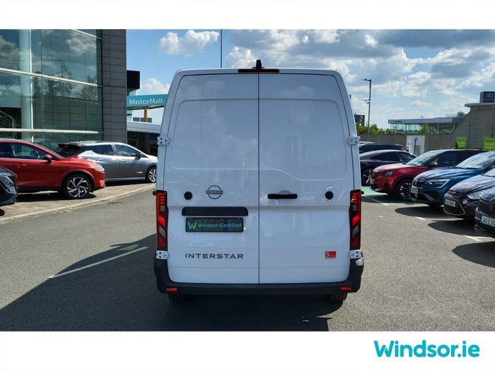 Nissan Interstar 2025