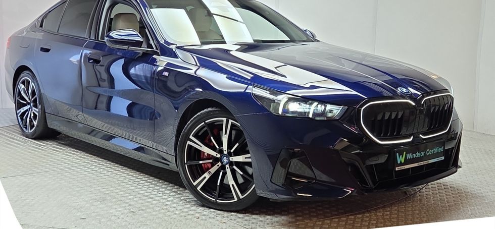BMW i5 2023