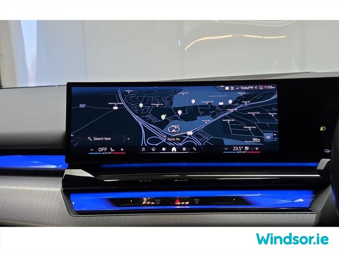 BMW i5 2023