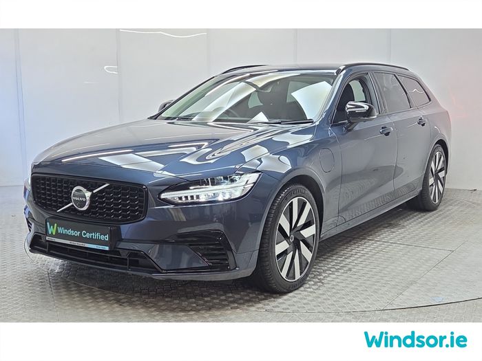 Volvo V90 2025