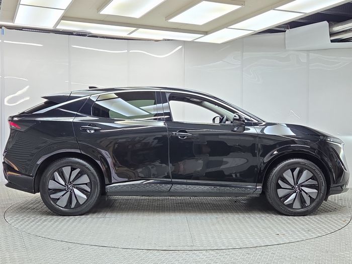 Nissan Ariya 2023