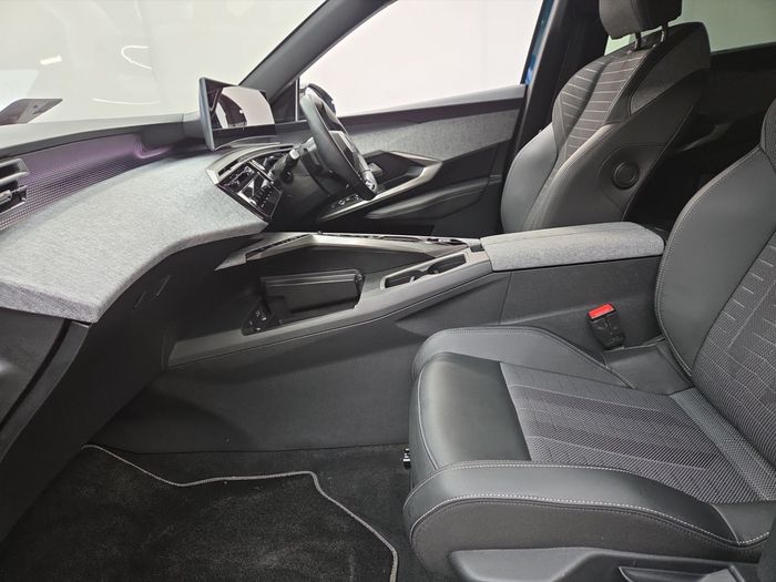 Peugeot 5008 2025