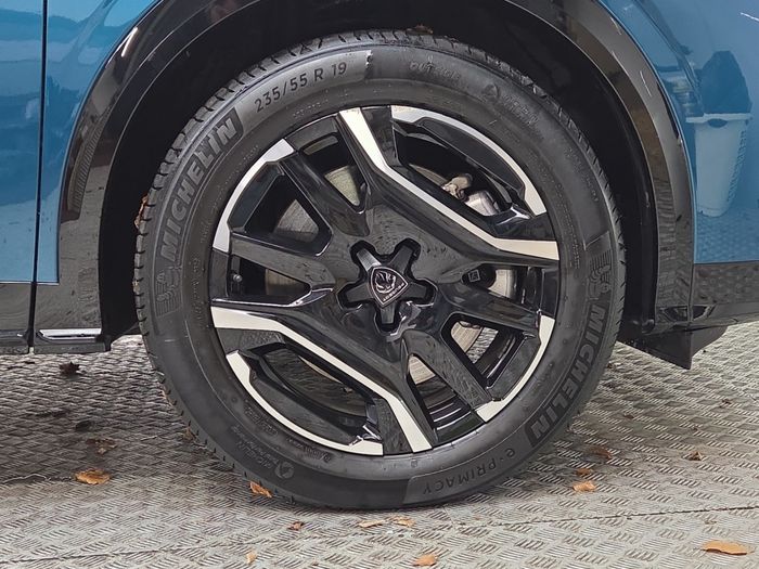 Peugeot 5008 2025