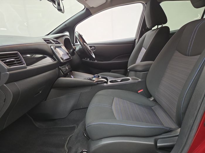 Nissan Leaf 2023
