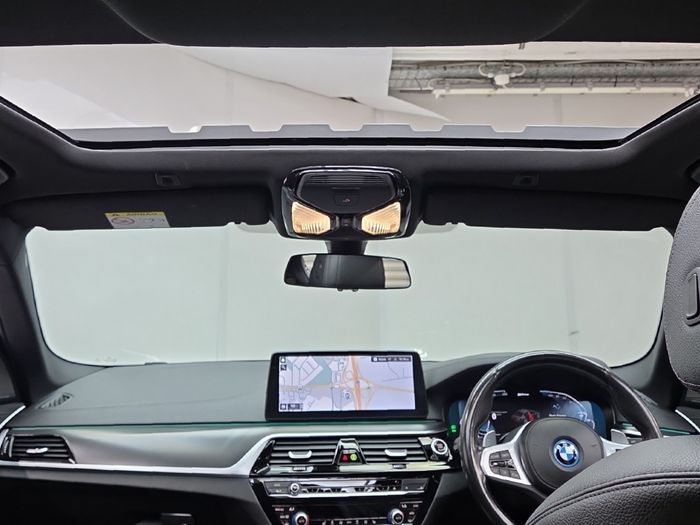 BMW 5 Series 2023
