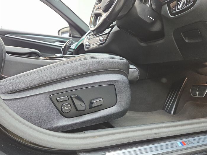 BMW 5 Series 2023