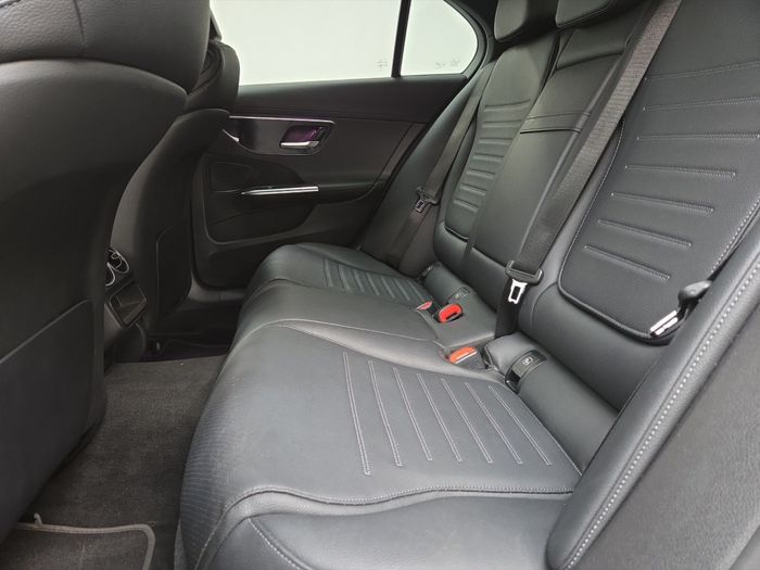Mercedes-Benz C-Class 2023