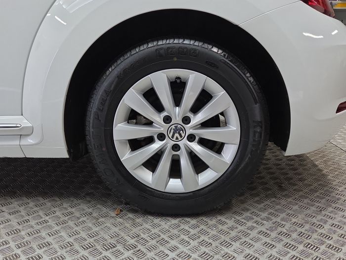 Volkswagen Beetle 2017