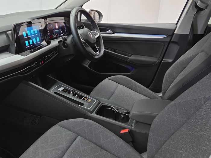 Volkswagen Golf 2021