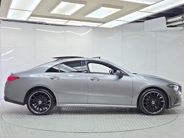 Mercedes-Benz CLA 2023