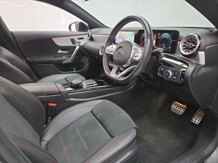 Mercedes-Benz CLA 2023