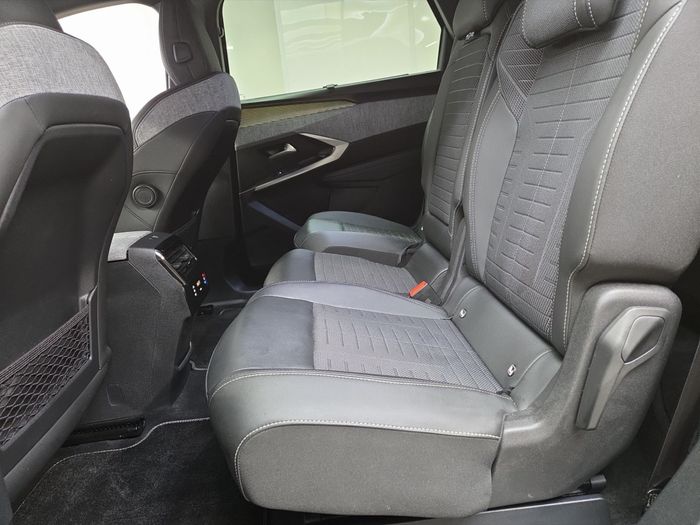 Peugeot 5008 2025