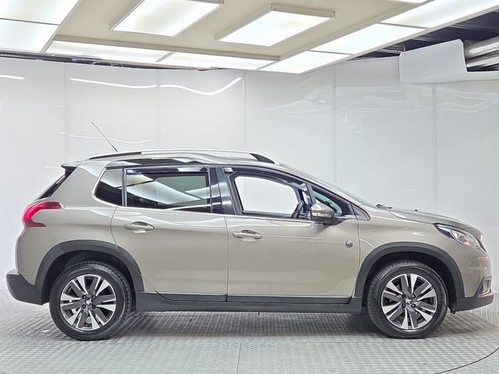 Peugeot 2008 2018