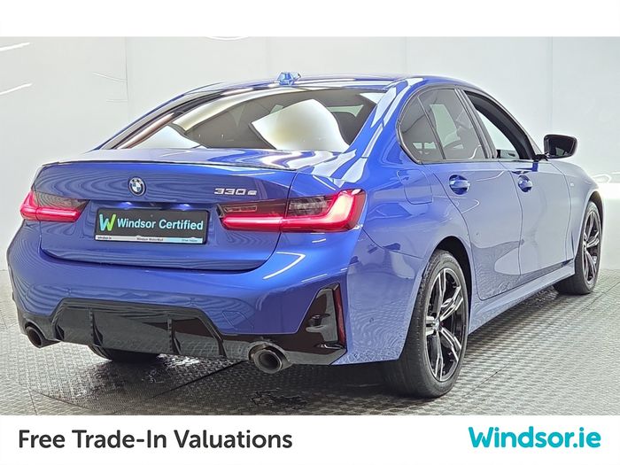 BMW 3 Series 2025