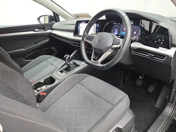 Volkswagen Golf 2023