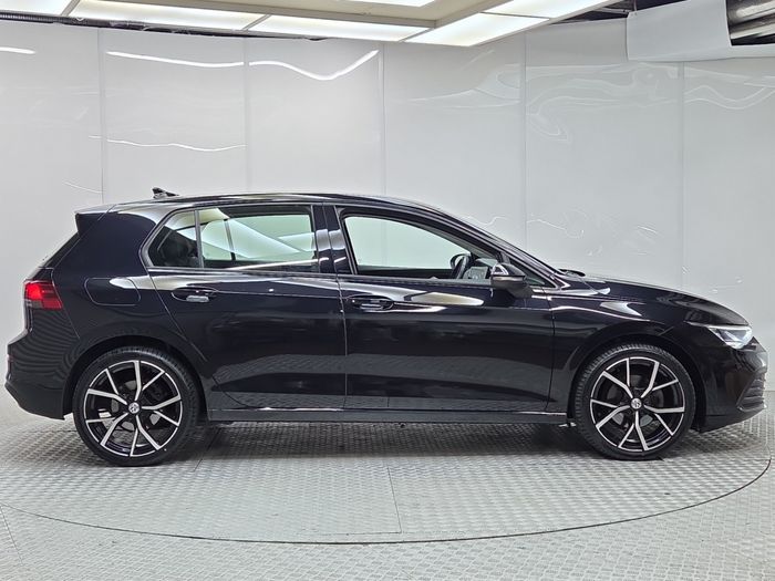 Volkswagen Golf 2023