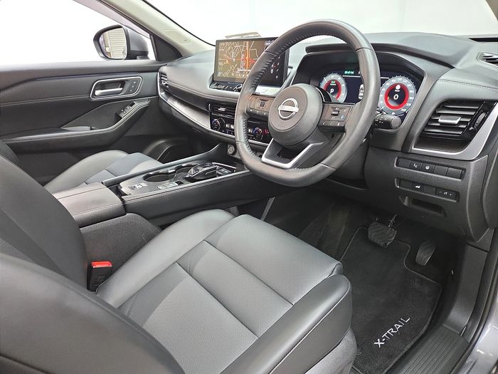 Nissan X-Trail 2025