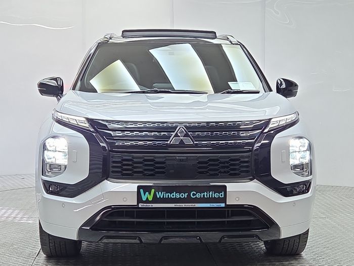 Mitsubishi Outlander 2024