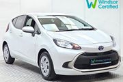 Toyota Aqua 2025