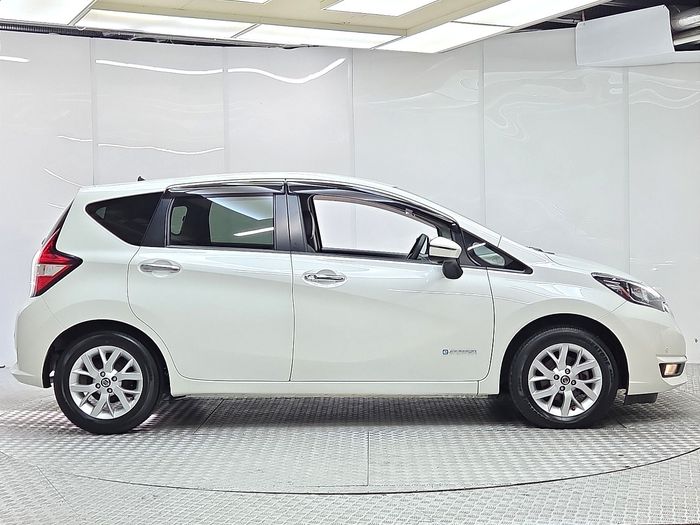 Nissan NOTE 2020