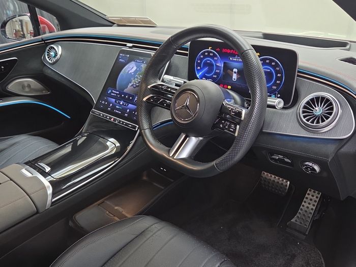 Mercedes-Benz EQS 2023
