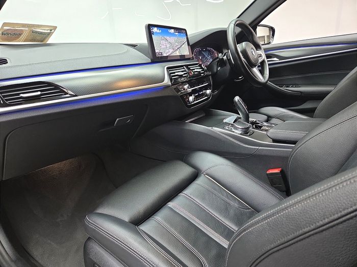 BMW 5 Series 2023