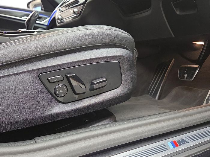 BMW 5 Series 2023