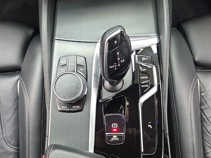 BMW 5 Series 2023
