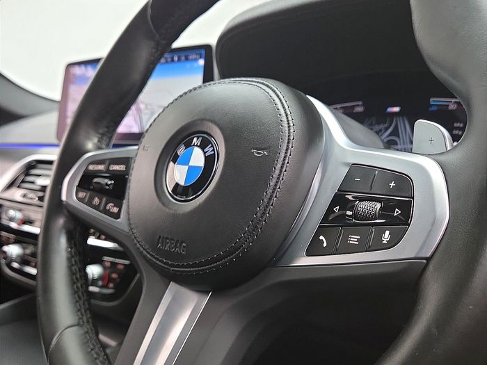 BMW 5 Series 2023