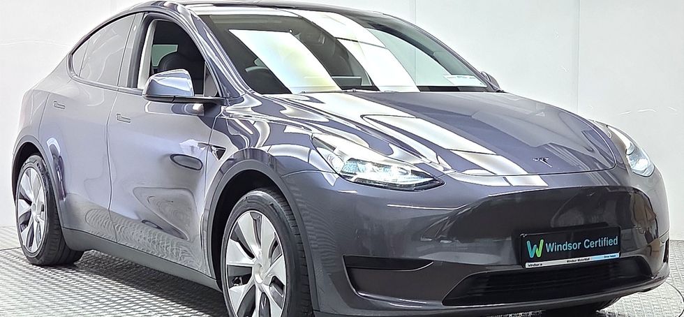 Tesla Model Y 2023