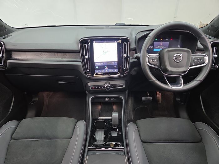 Volvo XC40 2023
