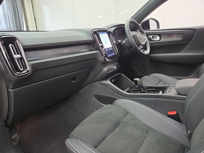 Volvo XC40 2023