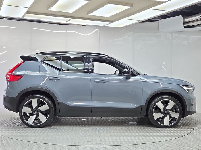 Volvo XC40 2023