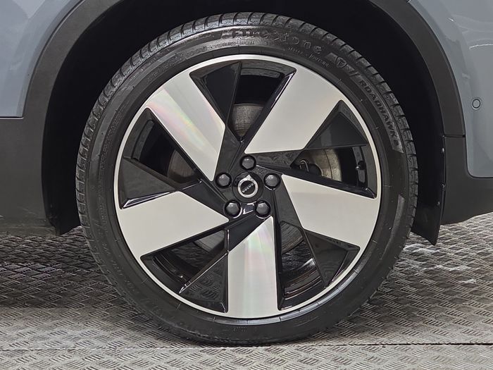 Volvo XC40 2023