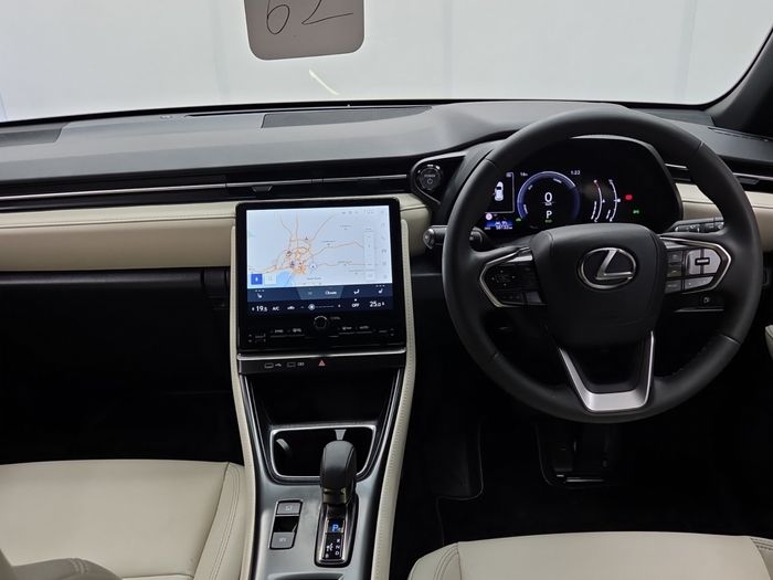 Lexus LBX 2024