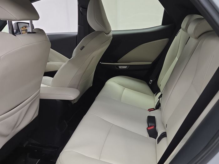 Lexus LBX 2024