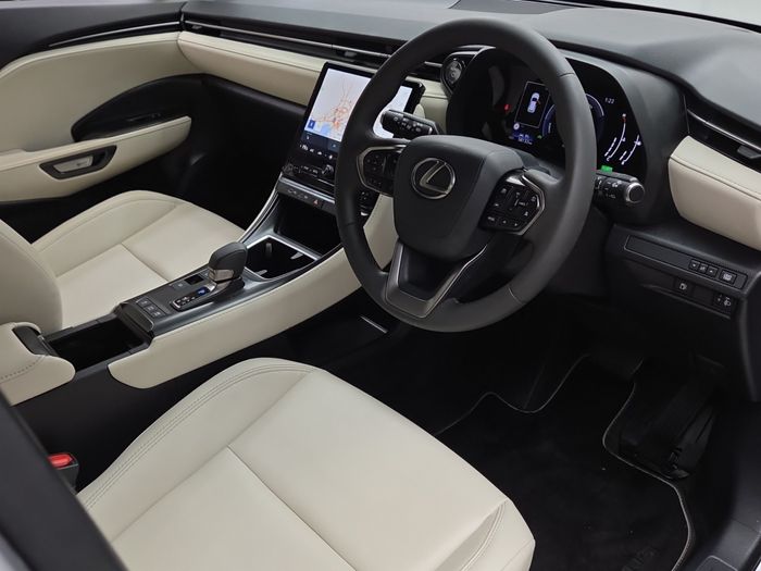 Lexus LBX 2024