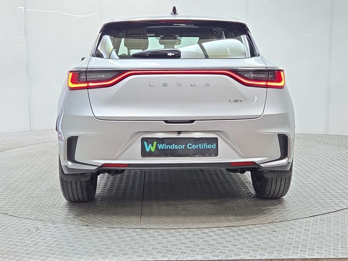 Lexus LBX 2024