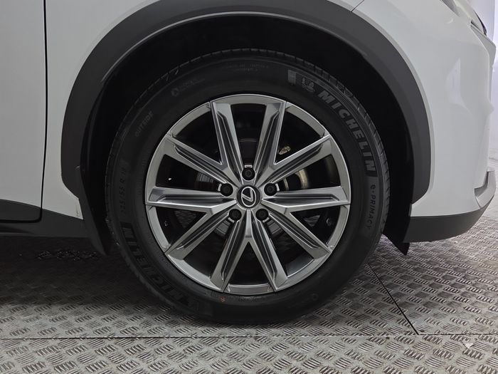 Lexus LBX 2024