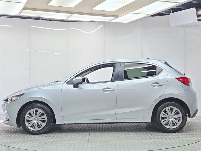 Mazda 2 2020