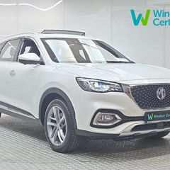 MG HS 2022