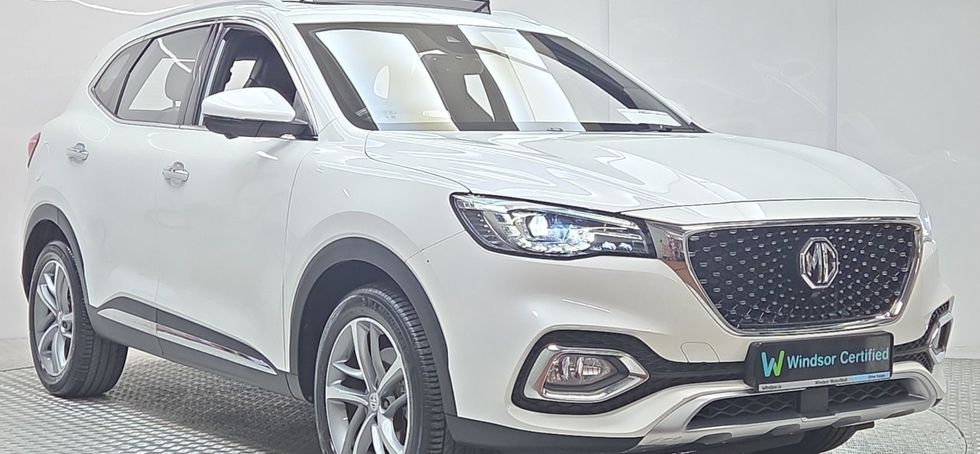 MG HS 2022
