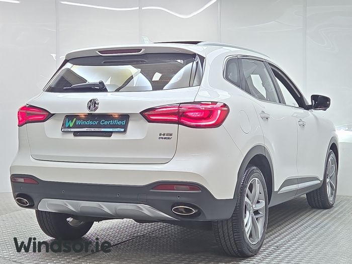 MG HS 2022