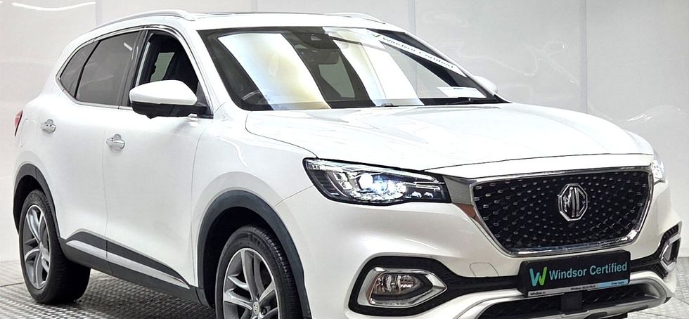 MG HS 2022