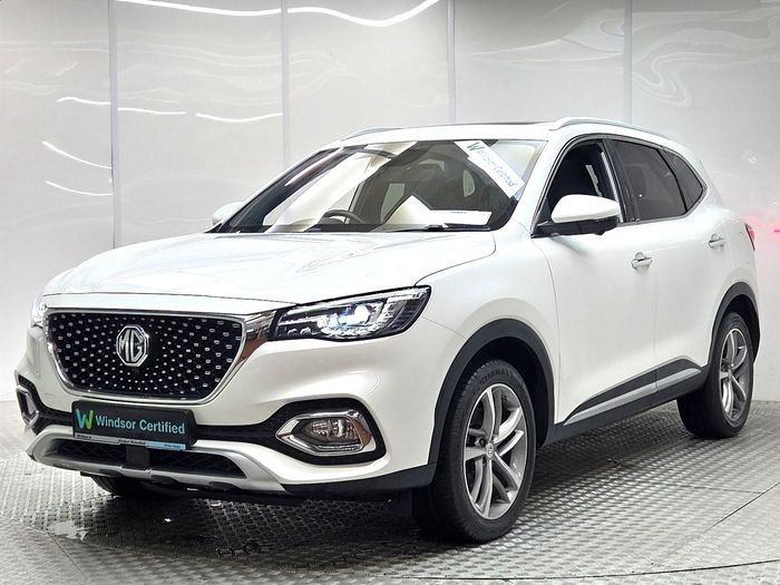 MG HS 2022