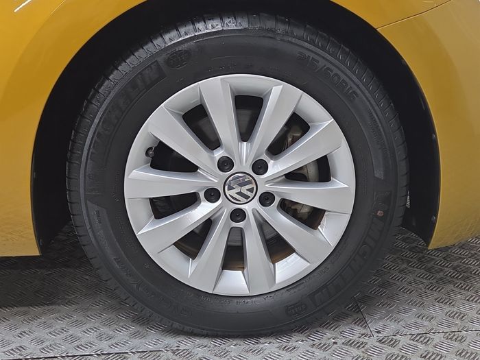 Volkswagen Beetle 2017