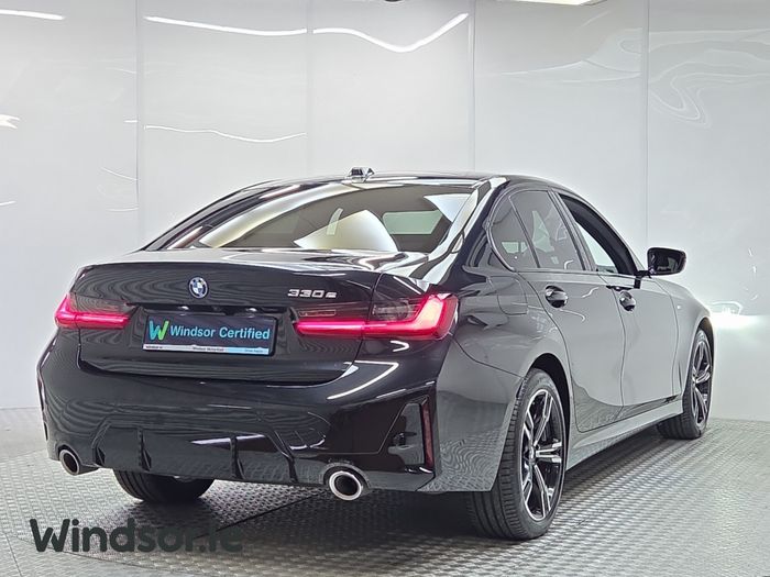 BMW 3 Series 2025