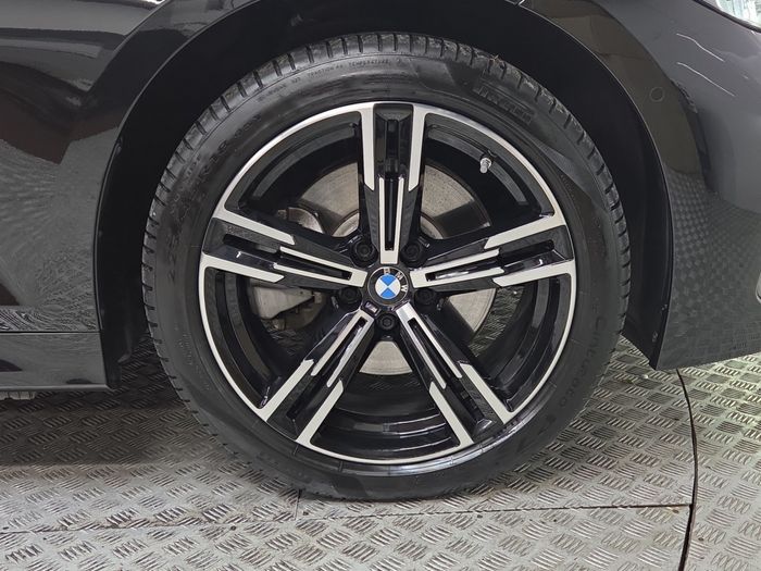 BMW 3 Series 2025